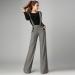 Women's wide and flared trousers